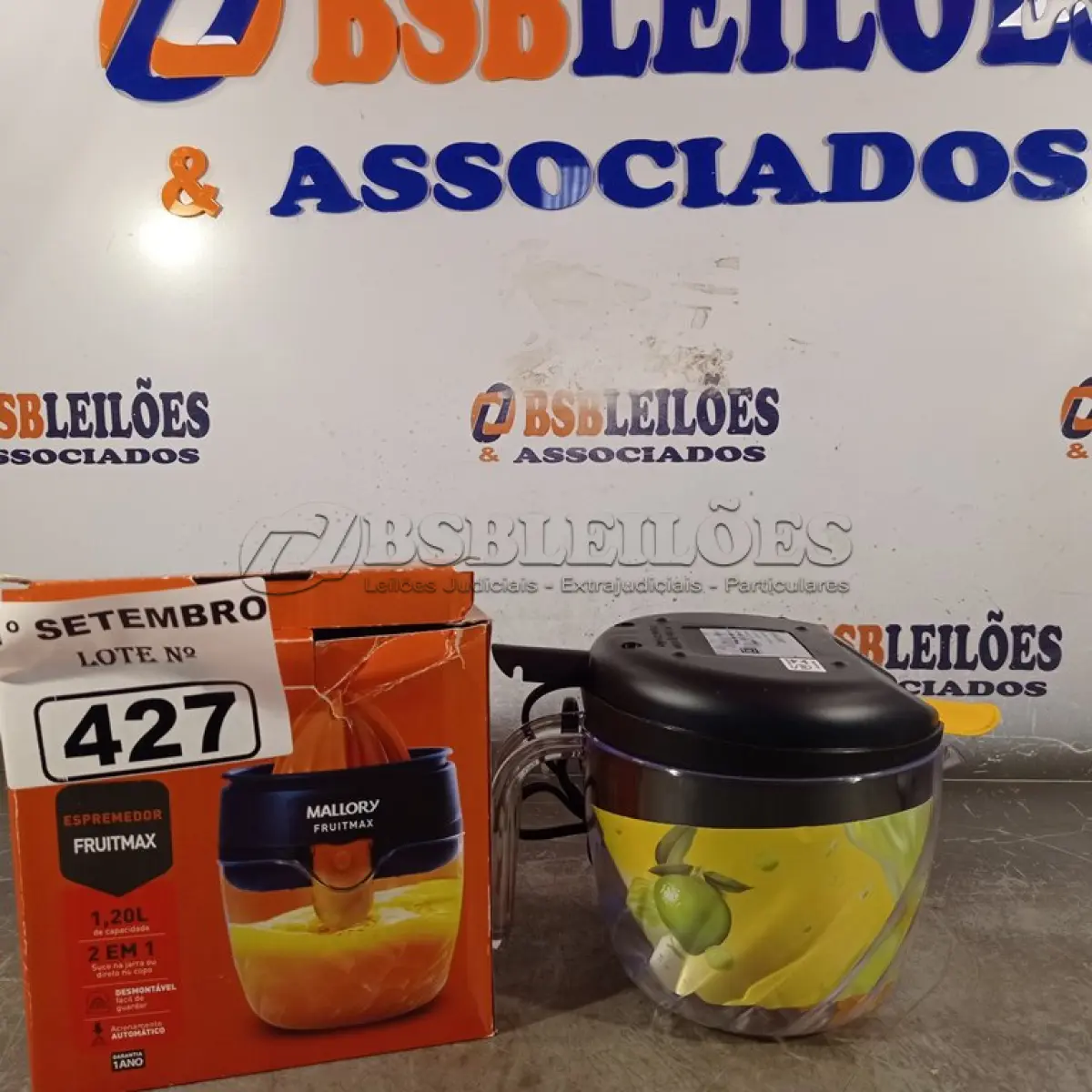 LOTE 427 - 01 ESPREMEDOR FRUITMAX MALLORY 1,20L DE CAPACIDADE 127V. (NO ESTADO) ATENÇÃO! FAZER A VISITAÇÃO ANTES DE ARREMATAR, NÃO SABEMOS SE FUNCIONA. LEILÃO NÃO TEM GARANTIA E NEM DEVOLUÇÃO, SUJEITO A POSSÍVEIS AVARIAS VISÍVEIS/OCULTAS E/OU AUSÊNCIA DE COMPONENTES.
