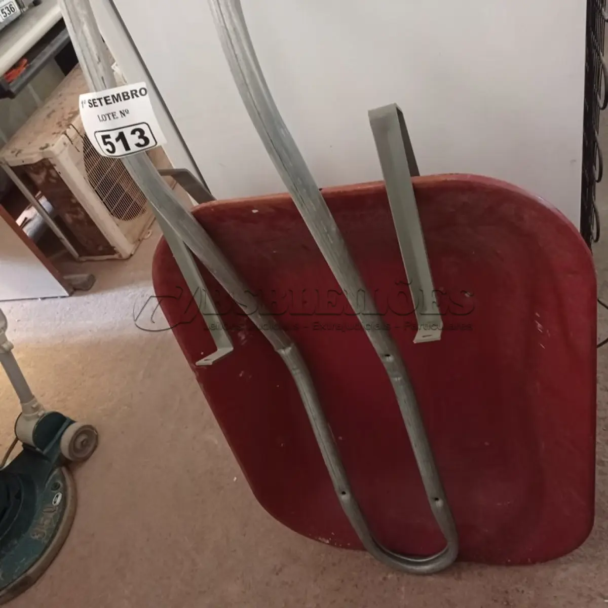 LOTE 513 - 03 PEÇAS PARA CARRINHO DE MÃO. (NO ESTADO) ATENÇÃO! FAZER A VISITAÇÃO ANTES DE ARREMATAR, NÃO SABEMOS SE FUNCIONA. LEILÃO NÃO TEM GARANTIA E NEM DEVOLUÇÃO, SUJEITO A POSSÍVEIS AVARIAS VISÍVEIS/OCULTAS E/OU AUSÊNCIA DE COMPONENTES.