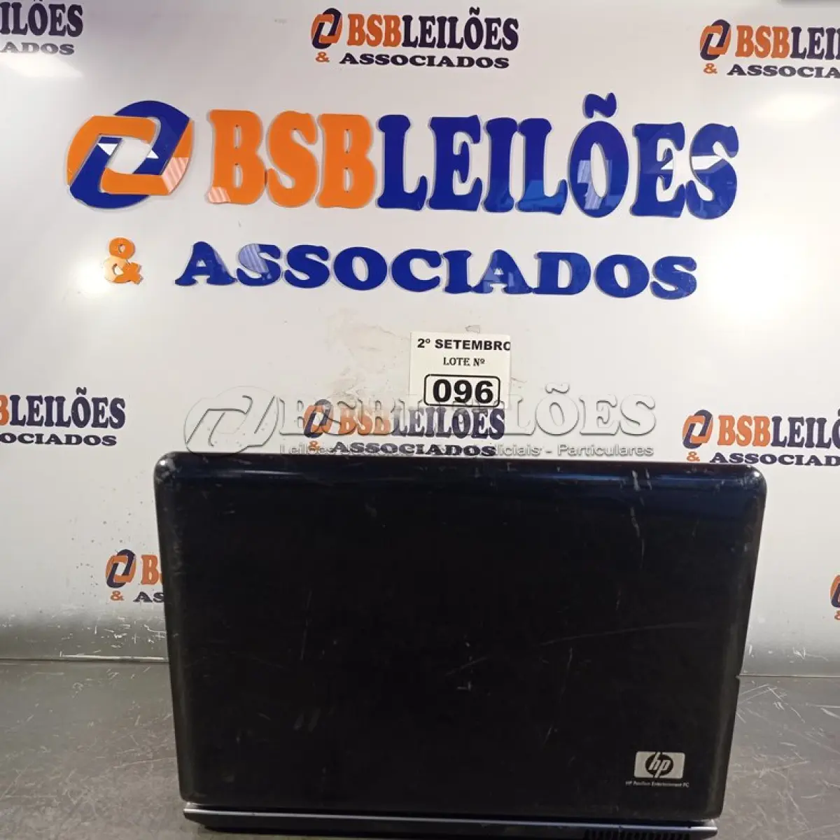 LOTE 096 - 01 NOTEBOOK HP MODELO PAVILON DV2000. (NO ESTADO) ATENÇÃO! FAZER A VISITAÇÃO ANTES DE ARREMATAR, NÃO SABEMOS SE FUNCIONA. LEILÃO NÃO TEM GARANTIA E NEM DEVOLUÇÃO, SUJEITO A POSSÍVEIS AVARIAS VISÍVEIS/OCULTAS E/OU AUSÊNCIA DE COMPONENTES.