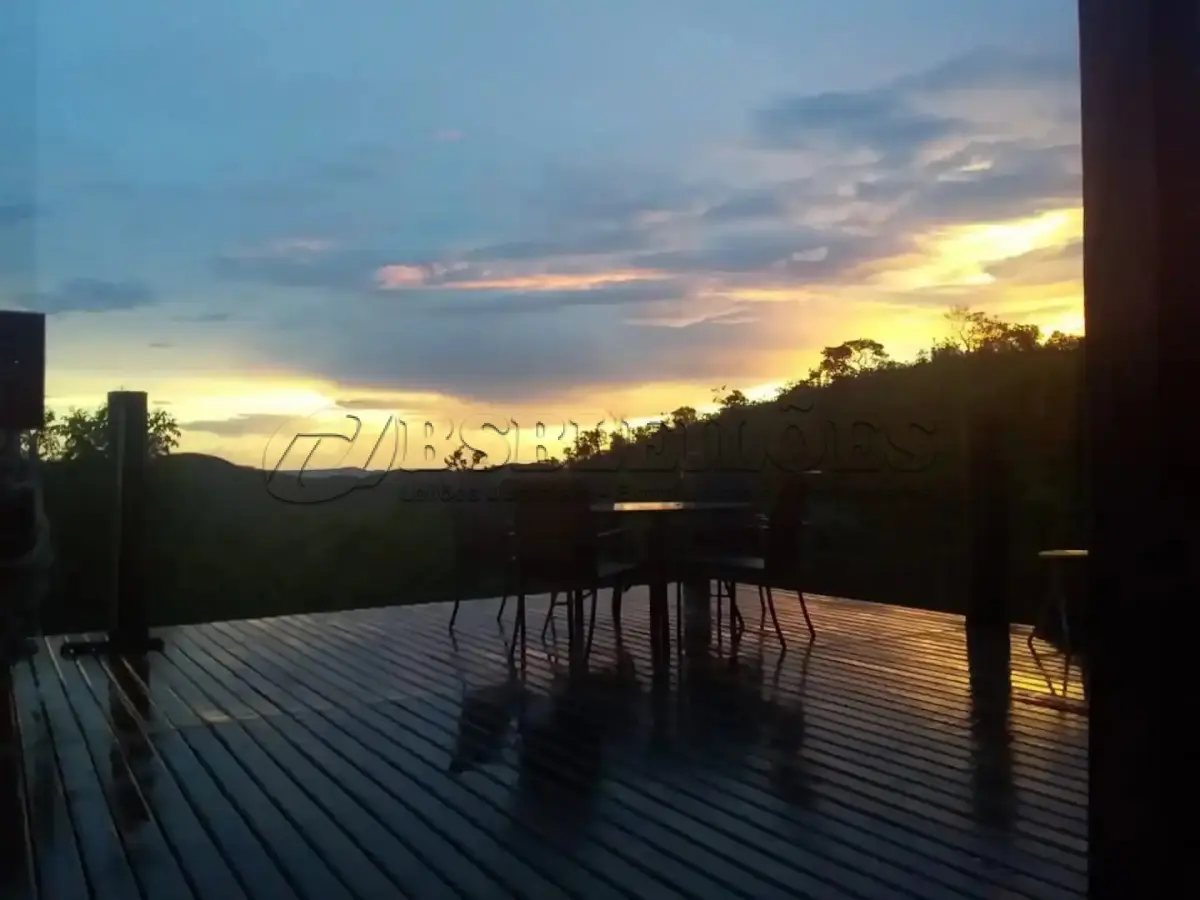 LOTE 001 - 01 LINDA CASA EM SÃO JORGE (MUNICÍPIO ALTO PARAÍSO), NO CORAÇÃO DA CHAPADA DOS VEADEIROS.    CASA DE 130M2, LOTE DA CASA 450M² APROXIMADA. (NO ESTADO)  (DOCUMENTAÇÃO CESSÃO DE DIREITO)