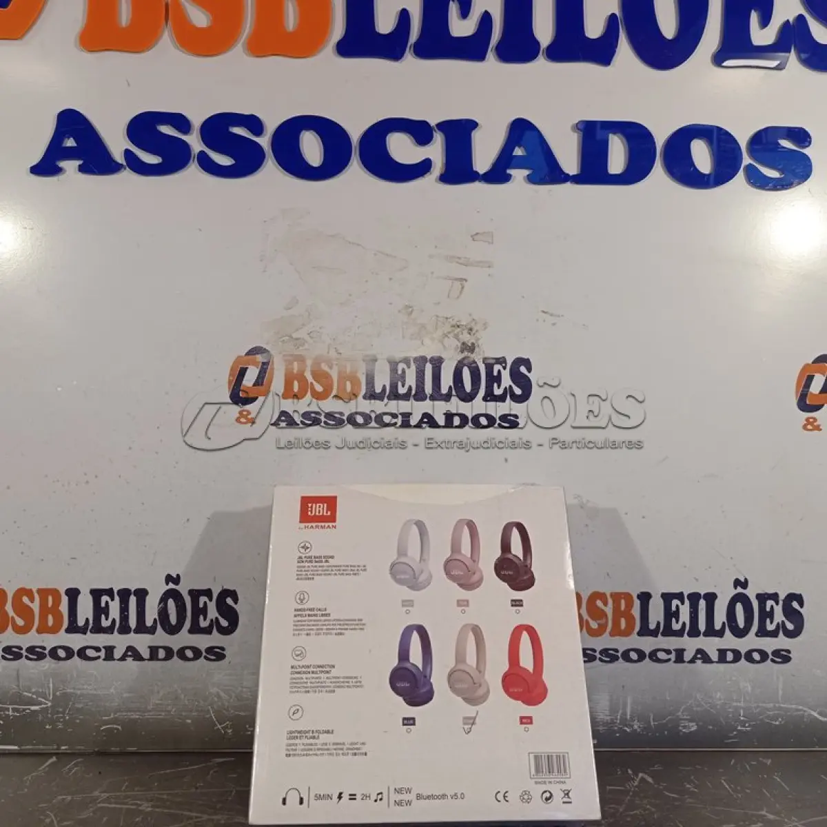 LOTE 041 - 01 FONE DE OUVIDO BLUETOOTH. (NO ESTADO) ATENÇÃO! FAZER A VISITAÇÃO ANTES DE ARREMATAR, NÃO SABEMOS SE FUNCIONA. LEILÃO NÃO TEM GARANTIA E NEM DEVOLUÇÃO, SUJEITO A POSSÍVEIS AVARIAS VISÍVEIS/OCULTAS E/OU AUSÊNCIA DE COMPONENTES.