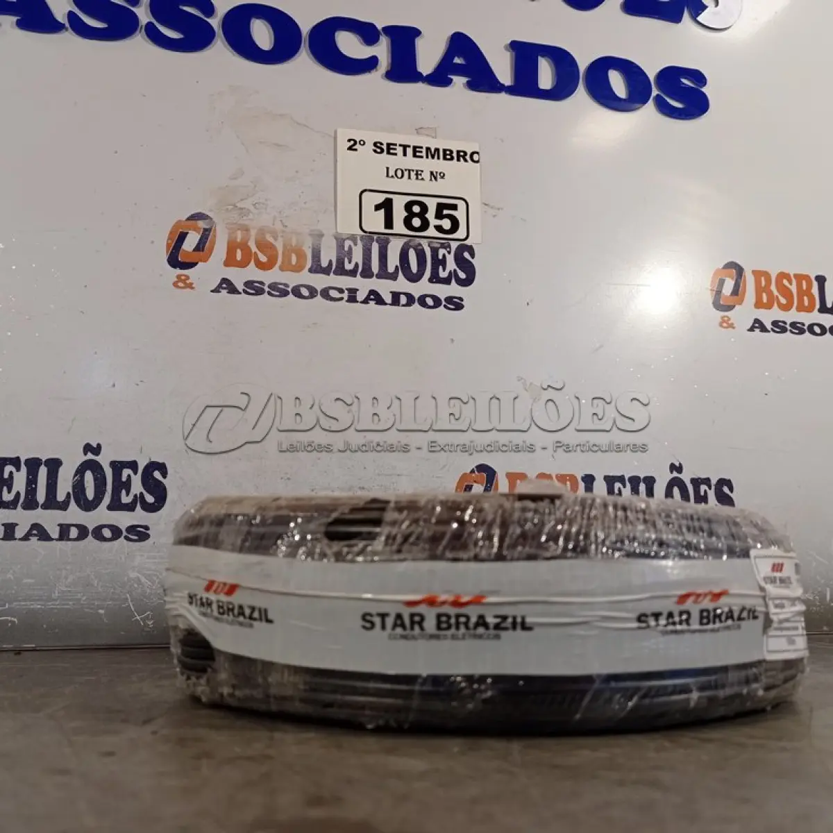 LOTE 185 - 01 ROLO DE CABO FLEXÍVEL 100M 1X4MM NA COR PRETA(NOVO). (NO ESTADO) ATENÇÃO! FAZER A VISITAÇÃO ANTES DE ARREMATAR, NÃO SABEMOS SE FUNCIONA. LEILÃO NÃO TEM GARANTIA E NEM DEVOLUÇÃO, SUJEITO A POSSÍVEIS AVARIAS VISÍVEIS/OCULTAS E/OU AUSÊNCIA DE COMPONENTES.