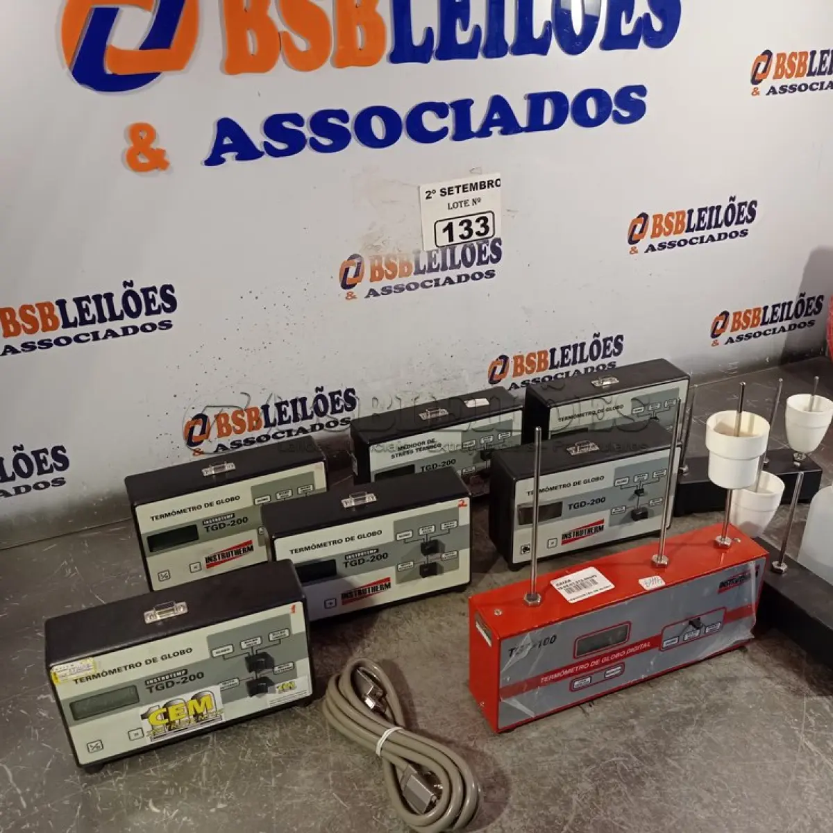 LOTE 133 - 01 MEDIDOR DE STRESS TÉRMICO INCOMPLETO. (NO ESTADO) ATENÇÃO! FAZER A VISITAÇÃO ANTES DE ARREMATAR, NÃO SABEMOS SE FUNCIONA. LEILÃO NÃO TEM GARANTIA E NEM DEVOLUÇÃO, SUJEITO A POSSÍVEIS AVARIAS VISÍVEIS/OCULTAS E/OU AUSÊNCIA DE COMPONENTES.
