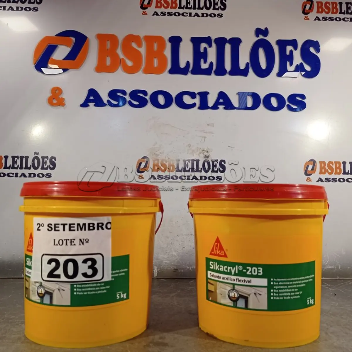 LOTE 203 - 02 BALDES DE SIKACRYL-203, SELANTE ACRÍLICO FLEXÍVEL 5KG. (NO ESTADO) ATENÇÃO! FAZER A VISITAÇÃO ANTES DE ARREMATAR, NÃO SABEMOS SE FUNCIONA. LEILÃO NÃO TEM GARANTIA E NEM DEVOLUÇÃO, SUJEITO A POSSÍVEIS AVARIAS VISÍVEIS/OCULTAS E/OU AUSÊNCIA DE COMPONENTES.