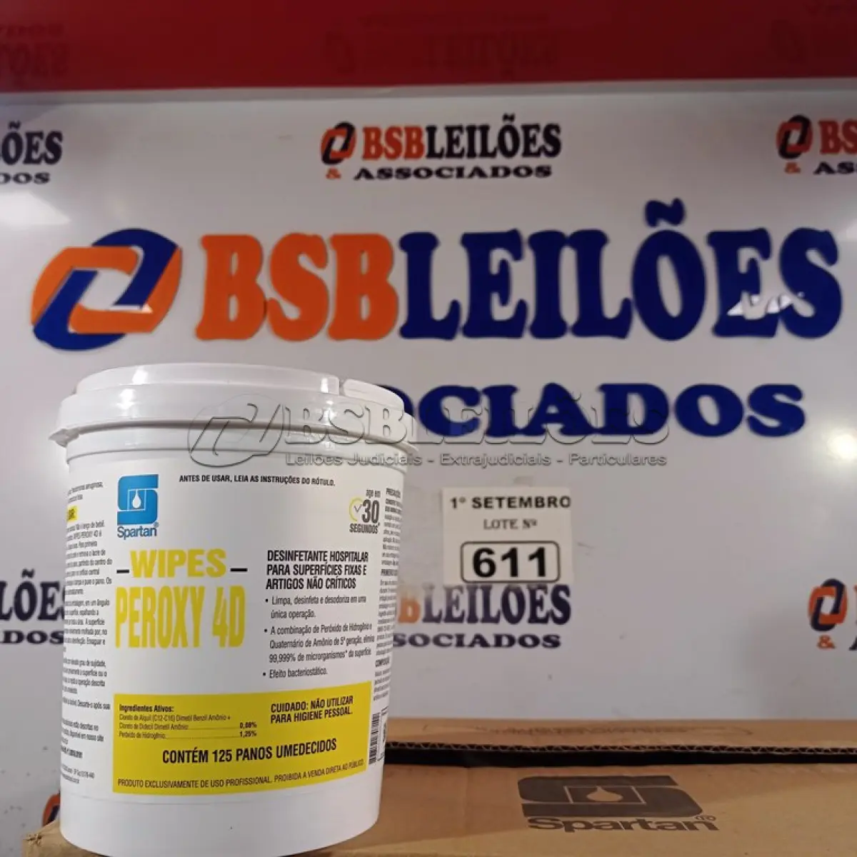 LOTE 611 - 01 CAIXA DE PEROXY 4D, DESINFETANTE HOSPITALAR PARA SUPERFÍCIES FIXAS E ARTIGOS NÃO CRÍTICOS COM 06 POTES CADA. (NO ESTADO) ATENÇÃO! FAZER A VISITAÇÃO ANTES DE ARREMATAR, NÃO SABEMOS SE FUNCIONA. LEILÃO NÃO TEM GARANTIA E NEM DEVOLUÇÃO, SUJEITO A POSSÍVEIS AVARIAS VISÍVEIS/OCULTAS E/OU AUSÊNCIA DE COMPONENTES.