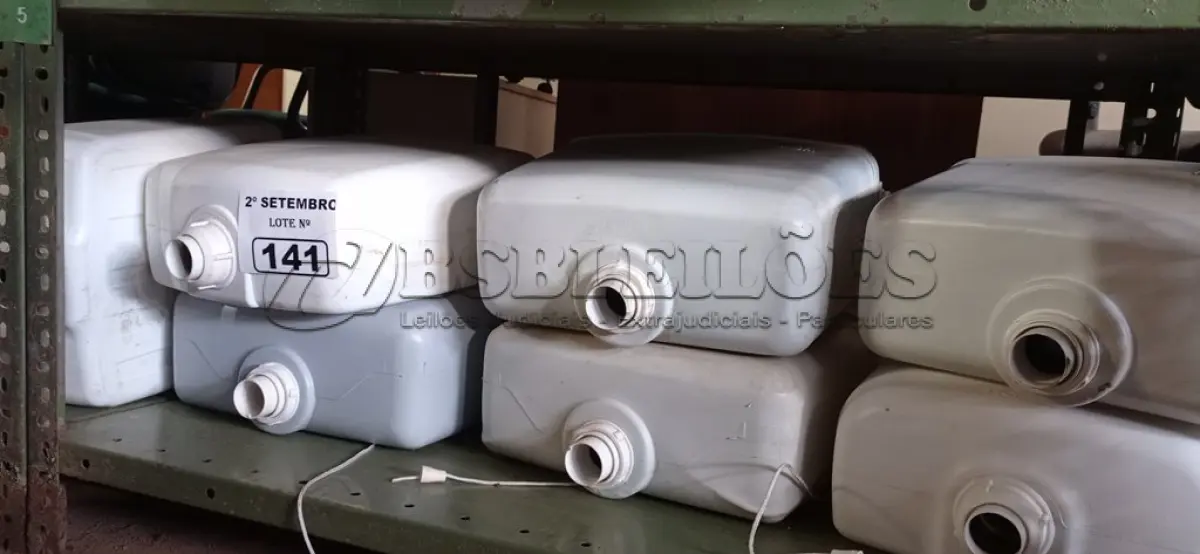 LOTE 141 - 06 CAIXAS DE DESCARGA MARCAS E MODELOS DIVERSOS COM AVARIAS. (NO ESTADO) ATENÇÃO! FAZER A VISITAÇÃO ANTES DE ARREMATAR, NÃO SABEMOS SE FUNCIONA. LEILÃO NÃO TEM GARANTIA E NEM DEVOLUÇÃO, SUJEITO A POSSÍVEIS AVARIAS VISÍVEIS/OCULTAS E/OU AUSÊNCIA DE COMPONENTES.