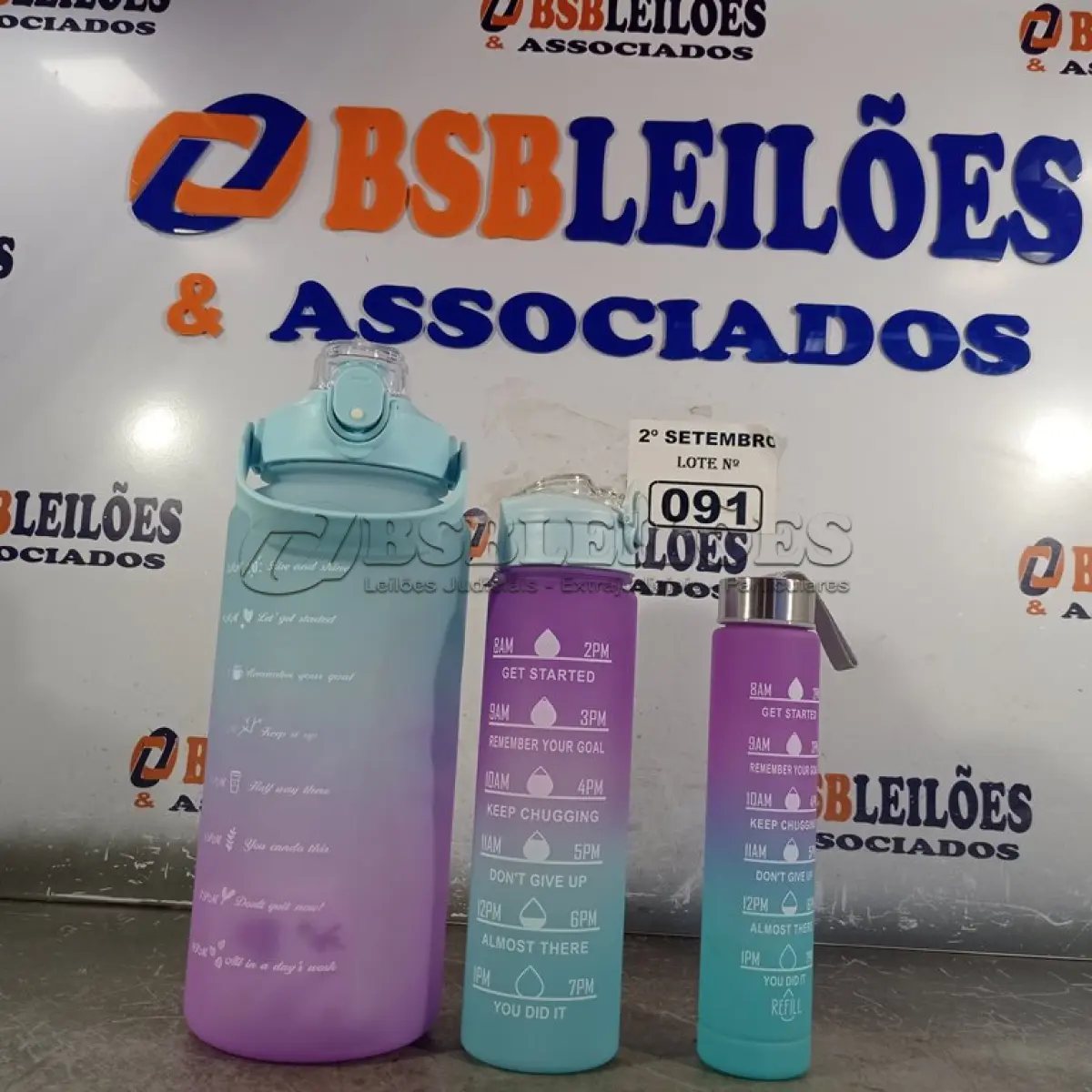 LOTE 091 - 01 KIT GARRAFA MOTIVACIONAL COM 03 PEÇAS. (NO ESTADO) ATENÇÃO! FAZER A VISITAÇÃO ANTES DE ARREMATAR, NÃO SABEMOS SE FUNCIONA. LEILÃO NÃO TEM GARANTIA E NEM DEVOLUÇÃO, SUJEITO A POSSÍVEIS AVARIAS VISÍVEIS/OCULTAS E/OU AUSÊNCIA DE COMPONENTES.