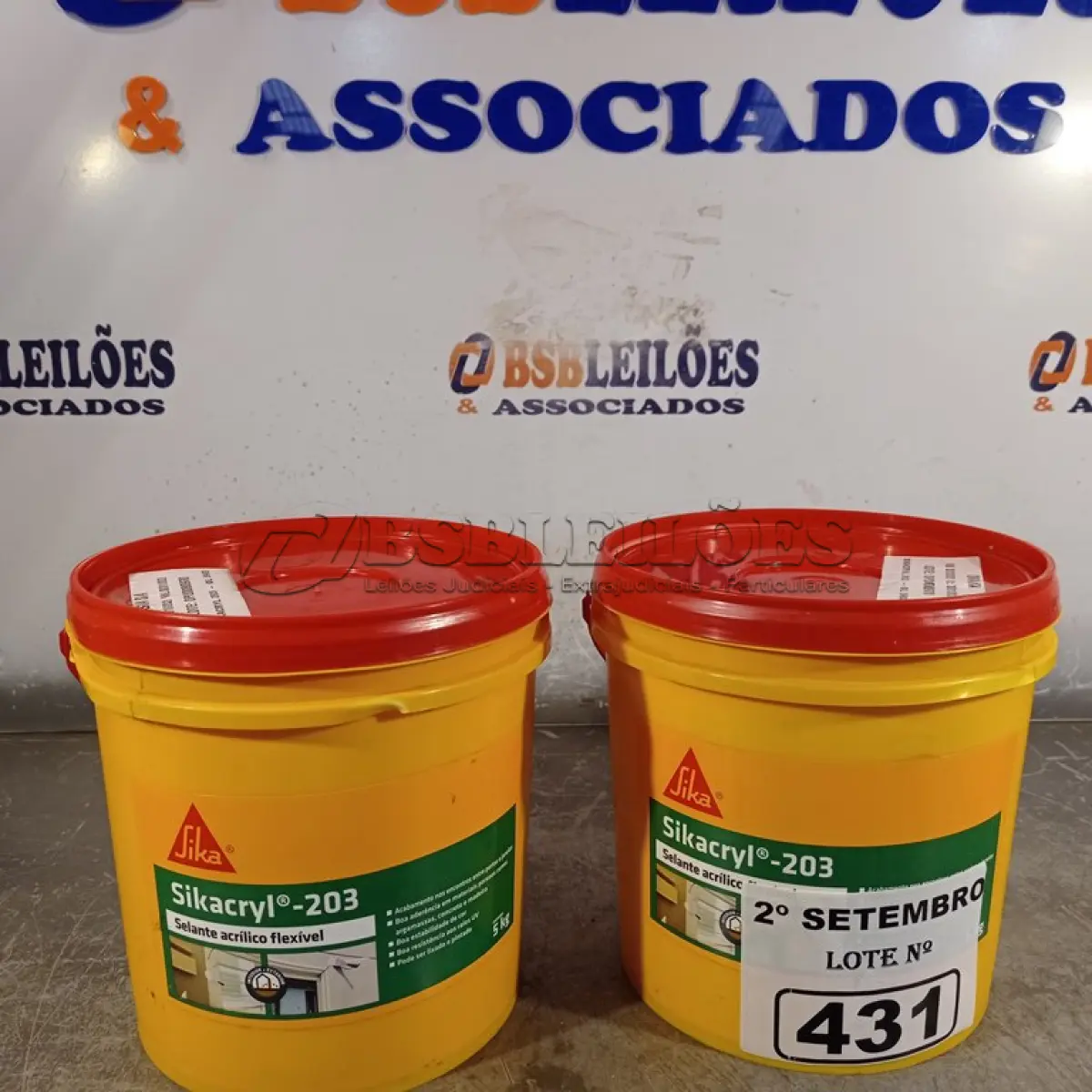 LOTE 431 - 02 BALDES DE SIKACRYL-203, SELANTE ACRÍLICO FLEXÍVEL 5KG. (NO ESTADO) ATENÇÃO! FAZER A VISITAÇÃO ANTES DE ARREMATAR, NÃO SABEMOS SE FUNCIONA. LEILÃO NÃO TEM GARANTIA E NEM DEVOLUÇÃO, SUJEITO A POSSÍVEIS AVARIAS VISÍVEIS/OCULTAS E/OU AUSÊNCIA DE COMPONENTES.