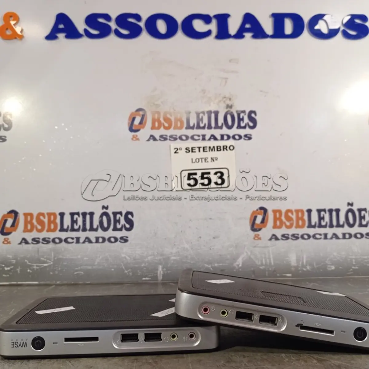 LOTE 553 - 02 TERMINAIS WYSE. (NO ESTADO) ATENÇÃO! FAZER A VISITAÇÃO ANTES DE ARREMATAR, NÃO SABEMOS SE FUNCIONA. LEILÃO NÃO TEM GARANTIA E NEM DEVOLUÇÃO, SUJEITO A POSSÍVEIS AVARIAS VISÍVEIS/OCULTAS E/OU AUSÊNCIA DE COMPONENTES.