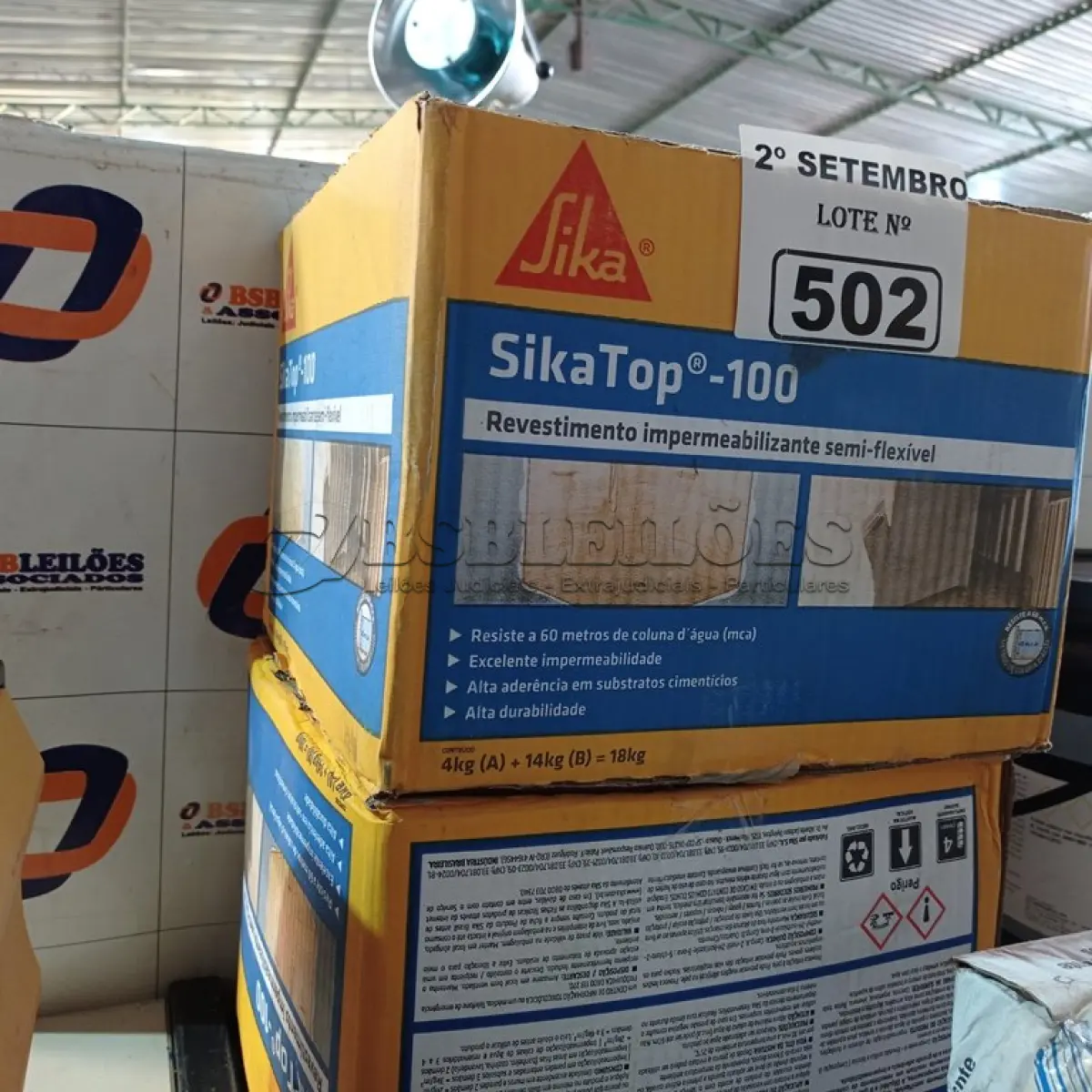 LOTE 502 - 02 CAIXAS DE SIKA TOP-100, REVESTIMENTO IMPERMEABILIZANTE SEMI-FLEXIVEL. (NO ESTADO) ATENÇÃO! FAZER A VISITAÇÃO ANTES DE ARREMATAR, NÃO SABEMOS SE FUNCIONA. LEILÃO NÃO TEM GARANTIA E NEM DEVOLUÇÃO, SUJEITO A POSSÍVEIS AVARIAS VISÍVEIS/OCULTAS E/OU AUSÊNCIA DE COMPONENTES.