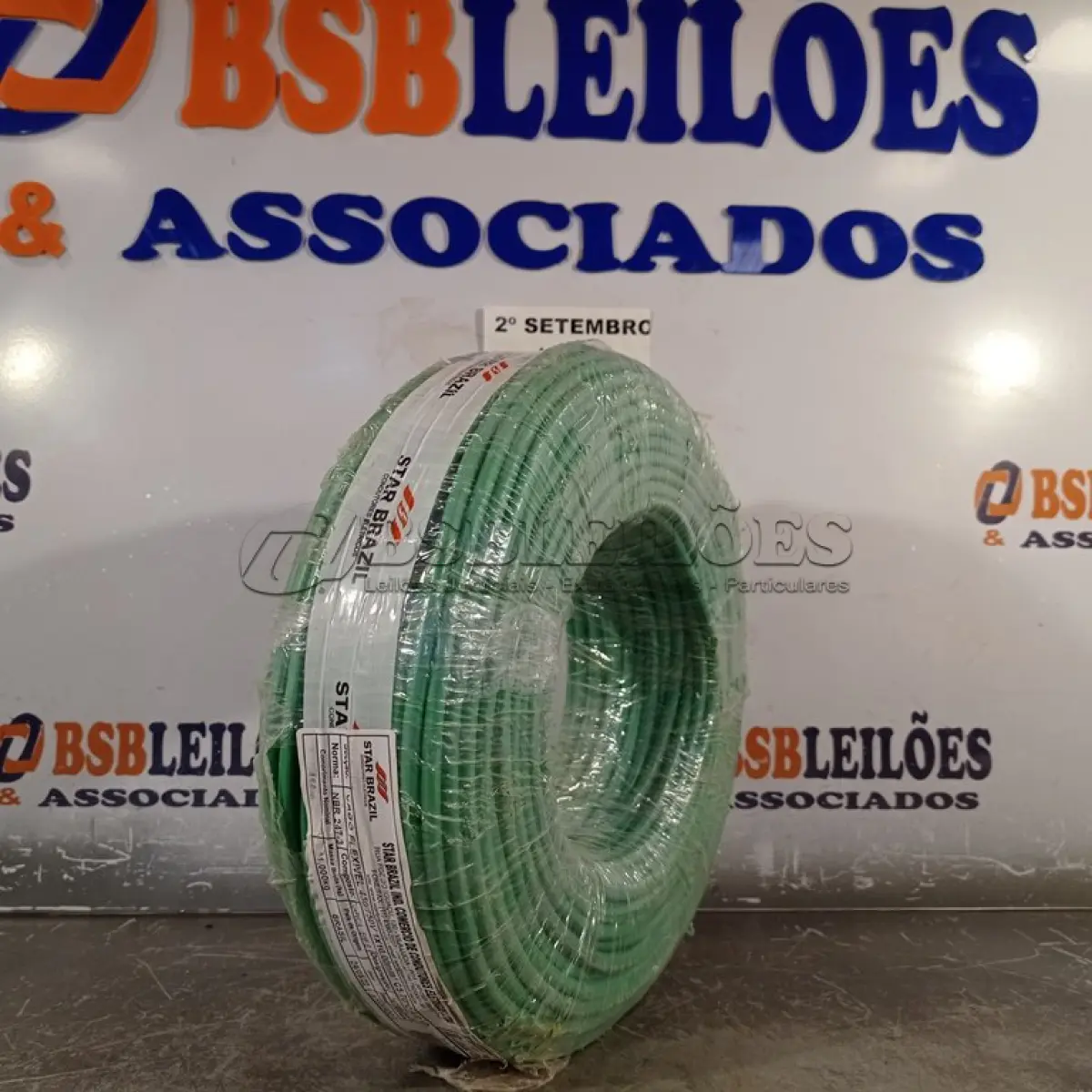 LOTE 285 - 01 ROLO DE CABO FLEXÍVEL 100M 1X10MM NA COR VERDE(NOVO). (NO ESTADO) ATENÇÃO! FAZER A VISITAÇÃO ANTES DE ARREMATAR, NÃO SABEMOS SE FUNCIONA. LEILÃO NÃO TEM GARANTIA E NEM DEVOLUÇÃO, SUJEITO A POSSÍVEIS AVARIAS VISÍVEIS/OCULTAS E/OU AUSÊNCIA DE COMPONENTES.