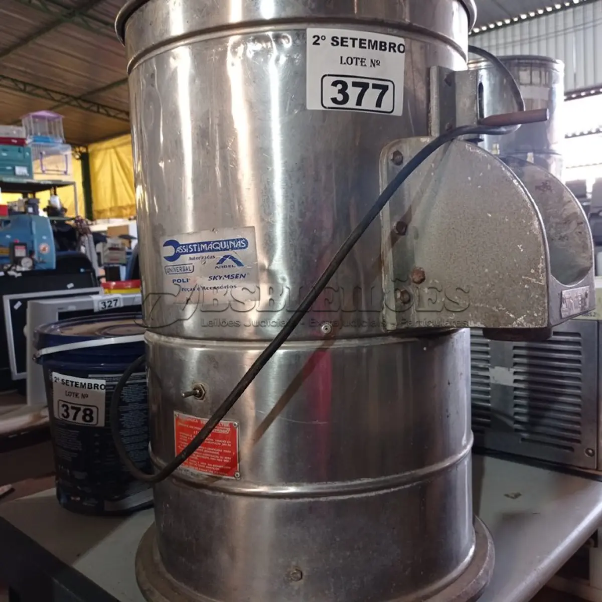 LOTE 377 - 01 DESCASCADOR DE BATATAS INDUSTRIAL. (NO ESTADO) ATENÇÃO! FAZER A VISITAÇÃO ANTES DE ARREMATAR, NÃO SABEMOS SE FUNCIONA. LEILÃO NÃO TEM GARANTIA E NEM DEVOLUÇÃO, SUJEITO A POSSÍVEIS AVARIAS VISÍVEIS/OCULTAS E/OU AUSÊNCIA DE COMPONENTES.