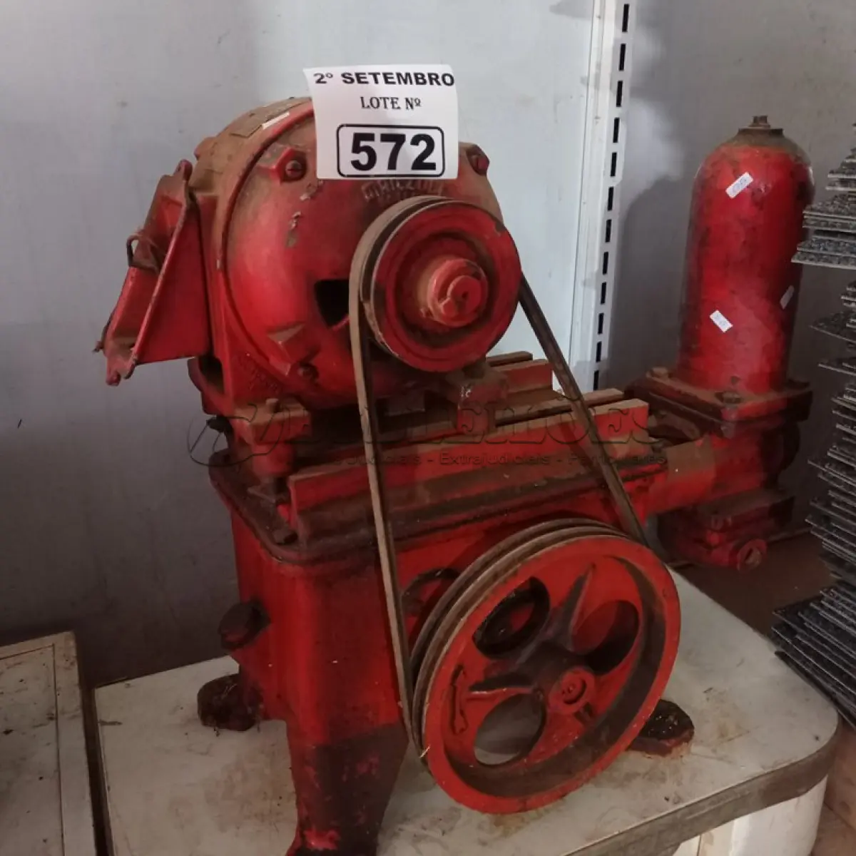 LOTE 572 - 01 BOMBA CARNEIRO 1.5HP 220/380V. (NO ESTADO) ATENÇÃO! FAZER A VISITAÇÃO ANTES DE ARREMATAR, NÃO SABEMOS SE FUNCIONA. LEILÃO NÃO TEM GARANTIA E NEM DEVOLUÇÃO, SUJEITO A POSSÍVEIS AVARIAS VISÍVEIS/OCULTAS E/OU AUSÊNCIA DE COMPONENTES.