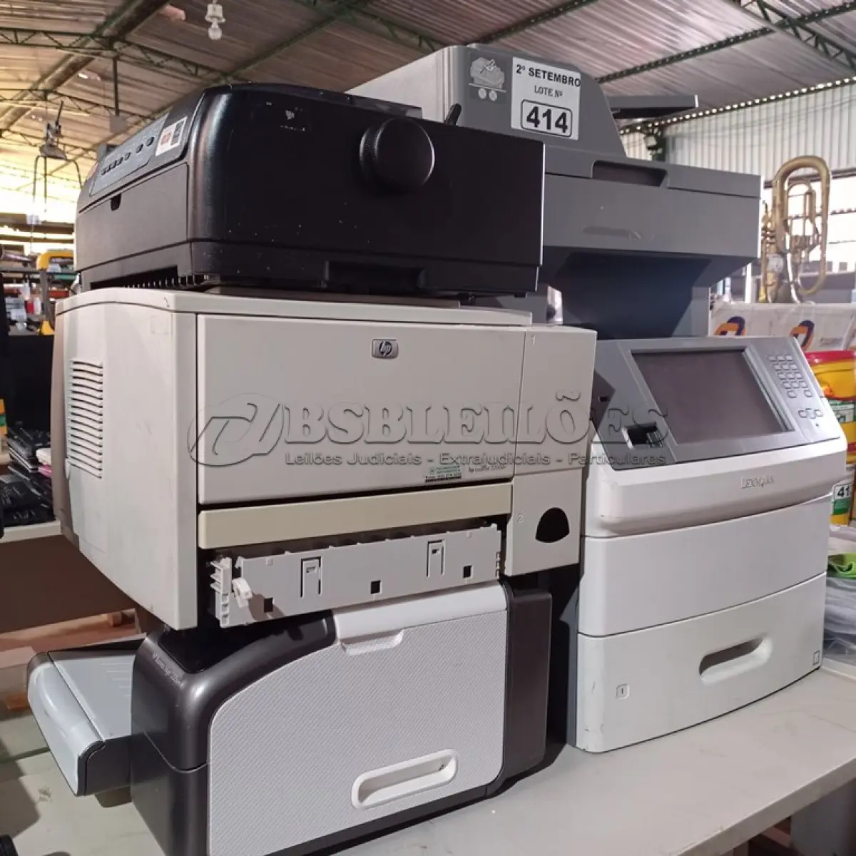 LOTE 414 - 04 IMPRESSORAS SENDO 01 MULTIFUNCIONAL MARCA LEXMARK MODELO X656-DE. (NO ESTADO) ATENÇÃO! FAZER A VISITAÇÃO ANTES DE ARREMATAR, NÃO SABEMOS SE FUNCIONA. LEILÃO NÃO TEM GARANTIA E NEM DEVOLUÇÃO, SUJEITO A POSSÍVEIS AVARIAS VISÍVEIS/OCULTAS E/OU AUSÊNCIA DE COMPONENTES.