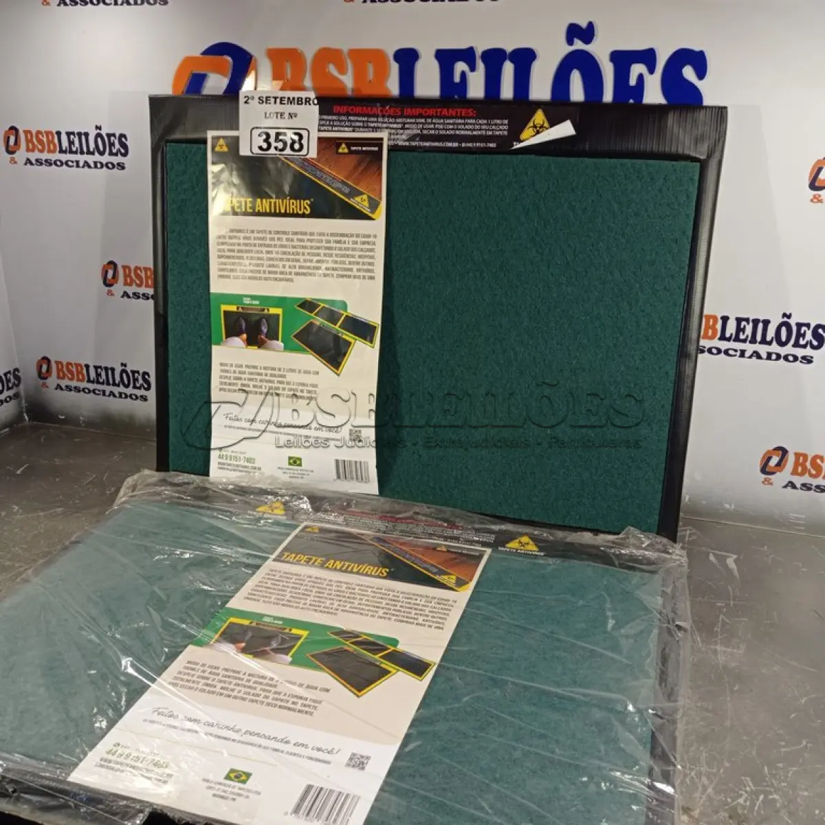 LOTE 358 - 02 TAPETES ANTIVÍRUS. (NO ESTADO) ATENÇÃO! FAZER A VISITAÇÃO ANTES DE ARREMATAR, NÃO SABEMOS SE FUNCIONA. LEILÃO NÃO TEM GARANTIA E NEM DEVOLUÇÃO, SUJEITO A POSSÍVEIS AVARIAS VISÍVEIS/OCULTAS E/OU AUSÊNCIA DE COMPONENTES.