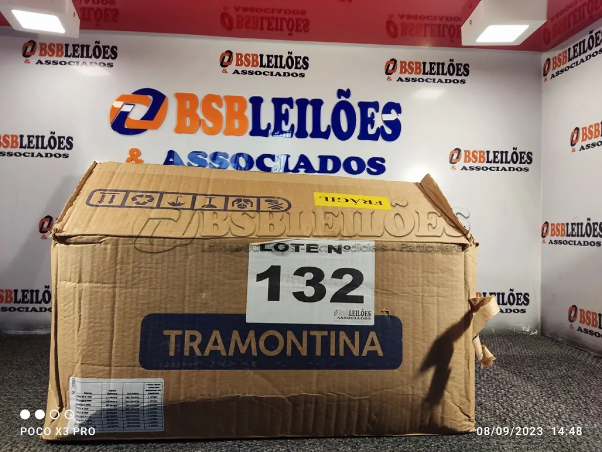 LOTE 132 - 01 - JOGO DE PANELA TRAMONTINA 15 PEÇAS (NO ESTADO, NÃO SABEMOS SE FUNCIONA. LEILÃO NÃO TEM GARANTIA E NEM DEVOLUÇÃO, SUJEITO A POSSÍVEIS AVARIAS VISÍVEIS/OCULTAS E/OU AUSÊNCIA DE COMPONENTES)