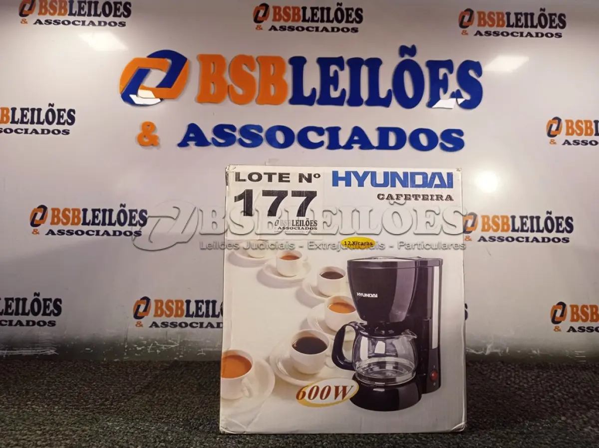 LOTE 177 - 01 - CAFETEIRA ELÉTRICA HYUNDAI P/ 12 XICARAS (NO ESTADO, NÃO SABEMOS SE FUNCIONA. LEILÃO NÃO TEM GARANTIA E NEM DEVOLUÇÃO, SUJEITO A POSSÍVEIS AVARIAS VISÍVEIS/OCULTAS E/OU AUSÊNCIA DE COMPONENTES)