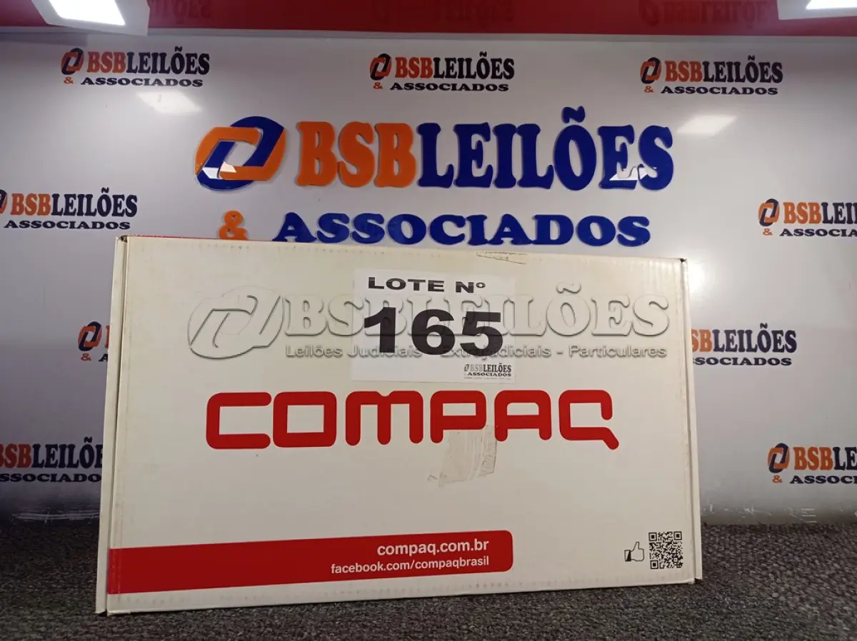 LOTE 165 - 01 - NOTEBOOK INTEL CORE I3 4GB RAM HD 120GB SSD (NO ESTADO, NÃO SABEMOS SE FUNCIONA. LEILÃO NÃO TEM GARANTIA E NEM DEVOLUÇÃO, SUJEITO A POSSÍVEIS AVARIAS VISÍVEIS/OCULTAS E/OU AUSÊNCIA DE COMPONENTES)