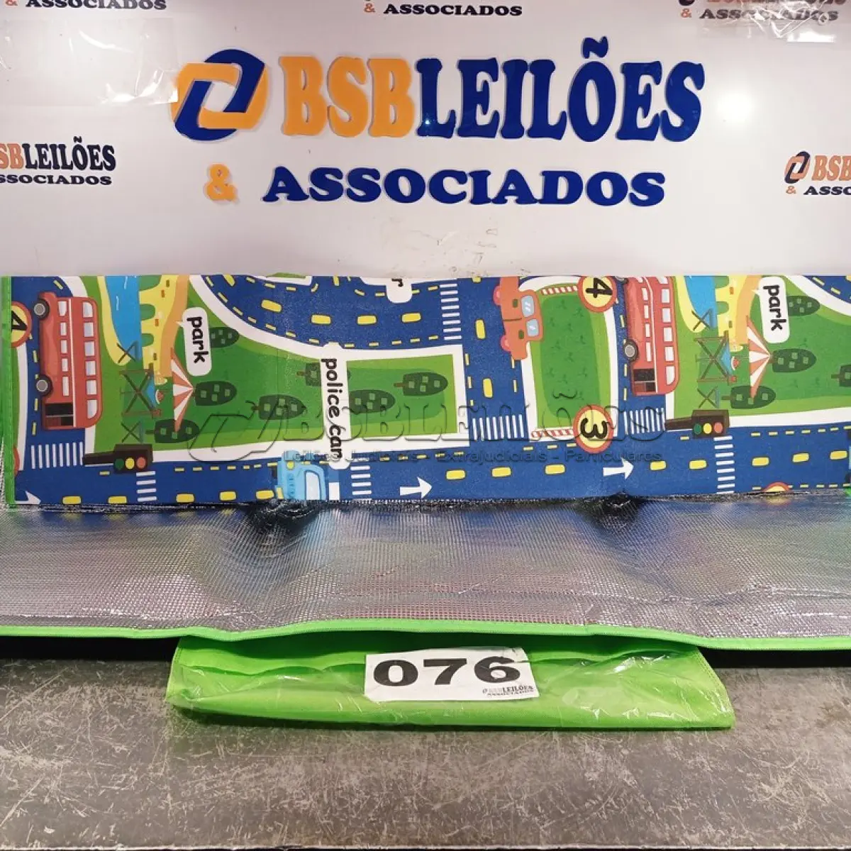 LOTE 076