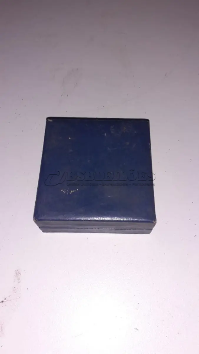 LOTE 020 - MEDALHA DE OURO COMEMORAÇÃO DE  1 MILHÃO DE FUSCAS FABRICADOS NO BRASIL - 1970 - SÃO BERNARDO DO CAMPO - DIÂMETRO 22 MM - PESANDO 7 GRAMAS - MATERIAL - OURO (900) - GRAVADOR - A.M (NO ESTADO)