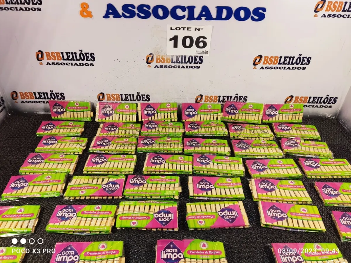 LOTE 106 - 1200 - PRENDEDORES DE MADEIRA (NO ESTADO, NÃO SABEMOS SE FUNCIONA. LEILÃO NÃO TEM GARANTIA E NEM DEVOLUÇÃO, SUJEITO A POSSÍVEIS AVARIAS VISÍVEIS/OCULTAS E/OU AUSÊNCIA DE COMPONENTES)
