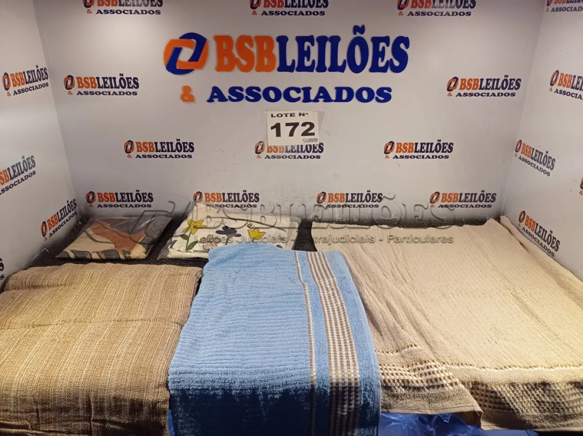 LOTE 172 - 10 – ITENS DE ENXOVAL DIVERSOS (NO ESTADO, NÃO SABEMOS SE FUNCIONA. LEILÃO NÃO TEM GARANTIA E NEM DEVOLUÇÃO, SUJEITO A POSSÍVEIS AVARIAS VISÍVEIS/OCULTAS E/OU AUSÊNCIA DE COMPONENTES)