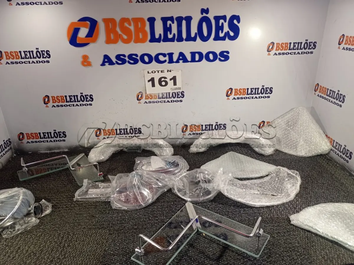 LOTE 161 - 17 – ITENS DE BANHEIRO (NO ESTADO, NÃO SABEMOS SE FUNCIONA. LEILÃO NÃO TEM GARANTIA E NEM DEVOLUÇÃO, SUJEITO A POSSÍVEIS AVARIAS VISÍVEIS/OCULTAS E/OU AUSÊNCIA DE COMPONENTES)