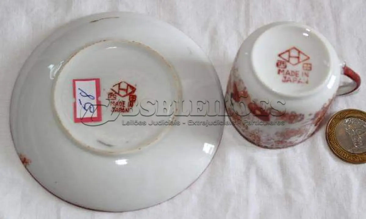 LOTE 010 - XÍCARA DE CAFÉ IMPORTADA DO JAPÃO DE COLEÇÃO PORCELANA CASCA DE OVO (NO ESTADO)
