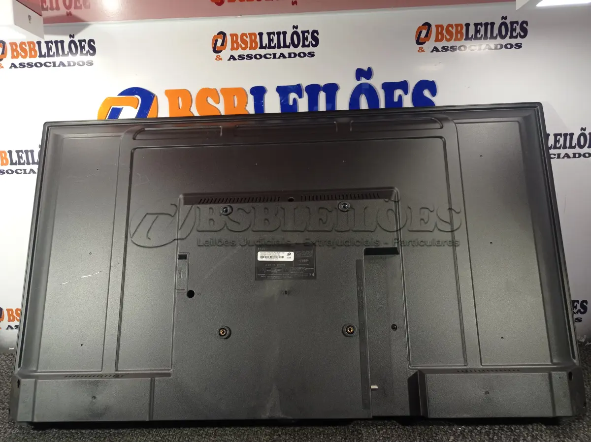 LOTE 217 - 01 – SMART TV PHILCO 42 POLEGADAS (NO ESTADO, NÃO SABEMOS SE FUNCIONA. LEILÃO NÃO TEM GARANTIA E NEM DEVOLUÇÃO, SUJEITO A POSSÍVEIS AVARIAS VISÍVEIS/OCULTAS E/OU AUSÊNCIA DE COMPONENTES)