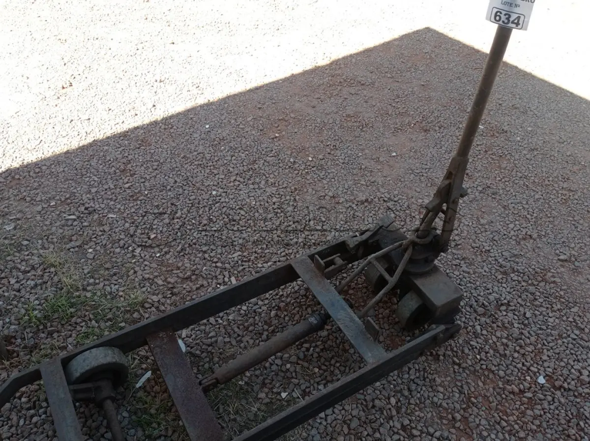 LOTE 634