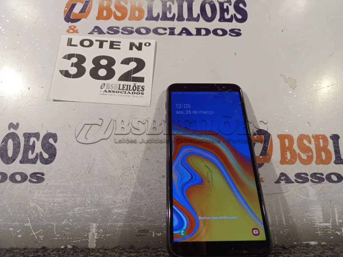 LOTE 382 - 01 – CELULAR SAMSUNG J4 (NO ESTADO, NÃO SABEMOS SE FUNCIONA. LEILÃO NÃO TEM GARANTIA E NEM DEVOLUÇÃO, SUJEITO A POSSÍVEIS AVARIAS VISÍVEIS/OCULTAS E/OU AUSÊNCIA DE COMPONENTES)