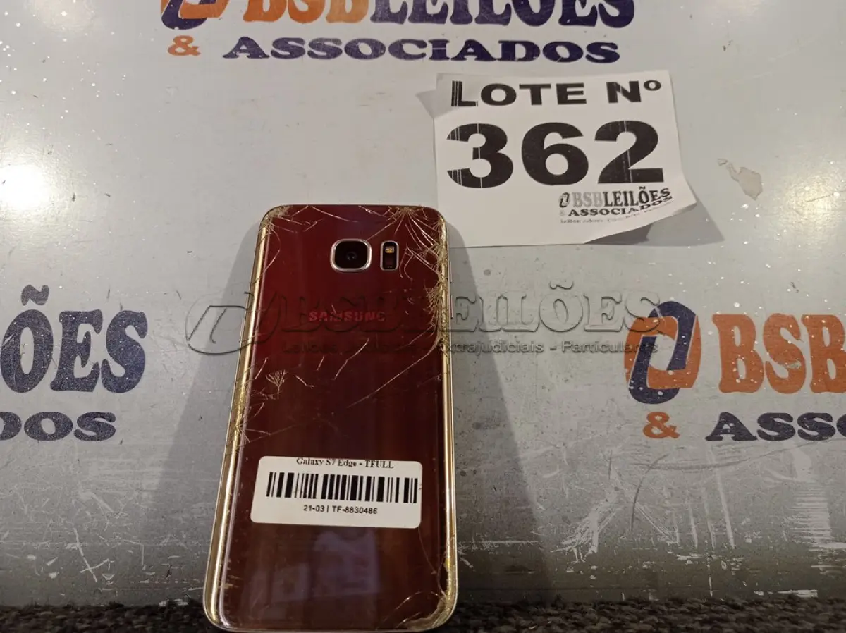 LOTE 362 - 01 – CELULAR SAMSUNG GALAXY S7 EDGE (NO ESTADO, NÃO SABEMOS SE FUNCIONA. LEILÃO NÃO TEM GARANTIA E NEM DEVOLUÇÃO, SUJEITO A POSSÍVEIS AVARIAS VISÍVEIS/OCULTAS E/OU AUSÊNCIA DE COMPONENTES)