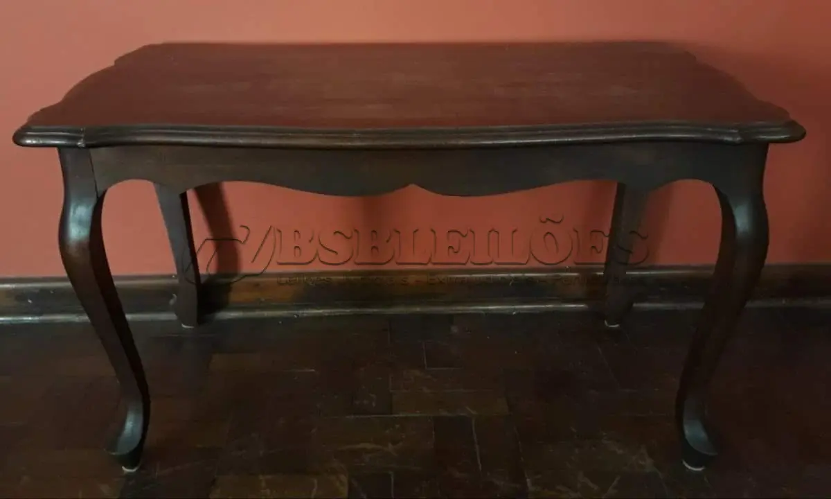 LOTE 164 - MESA DE CENTRO EM MADEIRA EMBUIA 45X79X44(NO ESTADO)