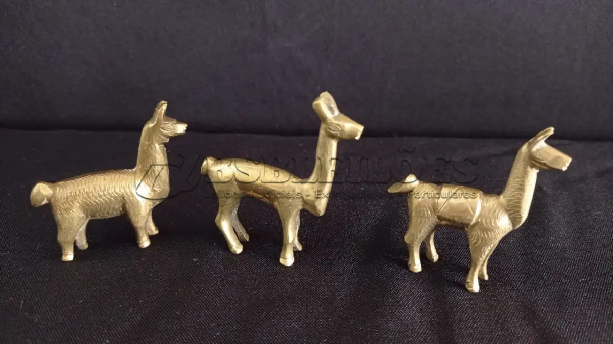 LOTE 069 - LHAMAS EM BRONZE, 7 CM ALT X 5 CM (NO ESTADO)