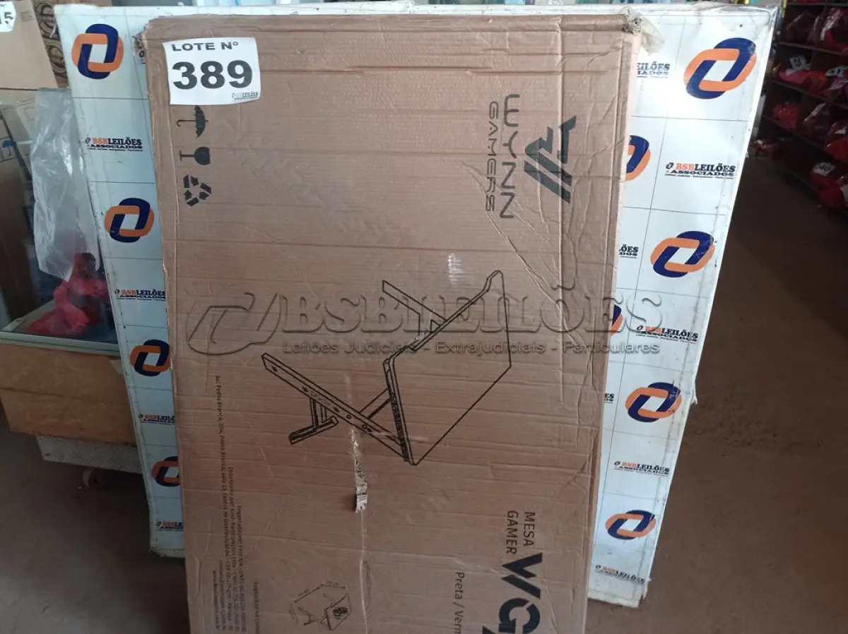 LOTE 389 - 01 – MESA GAMER (NO ESTADO, NÃO SABEMOS SE FUNCIONA. LEILÃO NÃO TEM GARANTIA E NEM DEVOLUÇÃO, SUJEITO A POSSÍVEIS AVARIAS VISÍVEIS/OCULTAS E/OU AUSÊNCIA DE COMPONENTES)