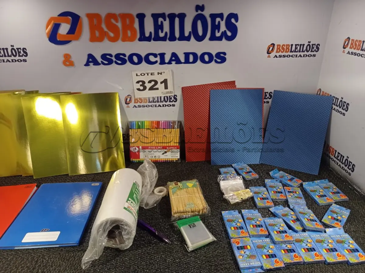 LOTE 321 - 30 - ITENS DE PAPELARIA DIVERSOS (NO ESTADO, NÃO SABEMOS SE FUNCIONA. LEILÃO NÃO TEM GARANTIA E NEM DEVOLUÇÃO, SUJEITO A POSSÍVEIS AVARIAS VISÍVEIS/OCULTAS E/OU AUSÊNCIA DE COMPONENTES)