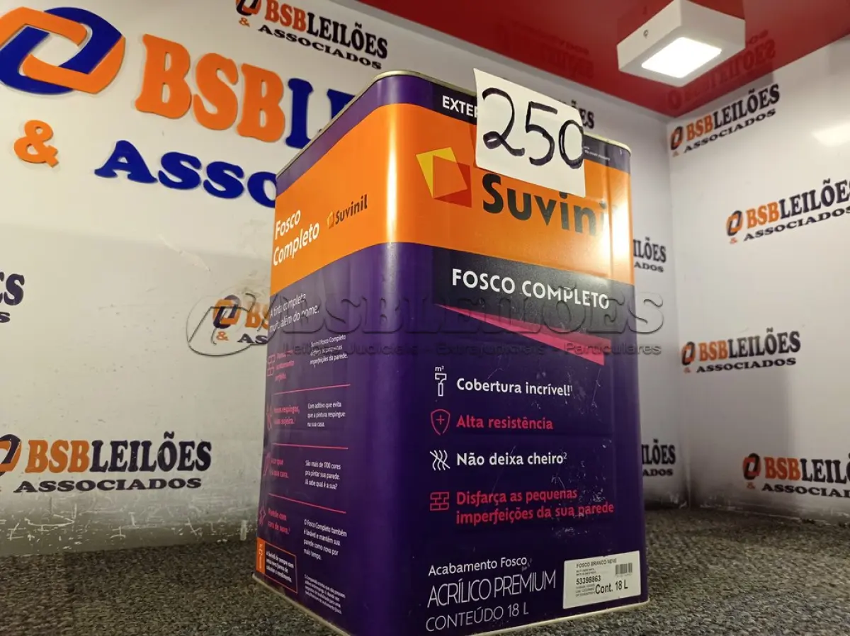 LOTE 250 - 01 LATA DE TINTA SUVINIL FOSCO SEM CHEIRO COMPLETO EXTERIOR/INTERIOR  18 LITROS NA COR FOSCO BRANCO NEVE (NO ESTADO, NÃO SABEMOS SE FUNCIONA. LEILÃO NÃO TEM GARANTIA E NEM DEVOLUÇÃO, SUJEITO A POSSÍVEIS AVARIAS VISÍVEIS/OCULTAS E/OU AUSÊNCIA DE COMPONENTES)