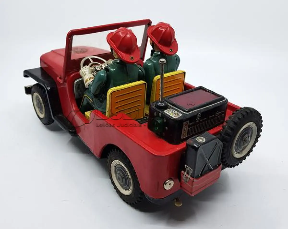 LOTE 089 - RARÍSSIMO JEEP FIRE COMMAND CAR  DA T.N. IMPORTADO DO JAPÃO COM A CAIXA ORIGINAL  ; MUITO BOM ESTADO DE CONSERVAÇÃO PEÇA RARA DE SE ACHAR NESSE ESTADO (NO ESTADO)