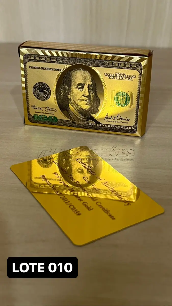 LOTE 010 - 01 BARALHO DOURADO ESPELHADO DOLLAR GOLD(NO ESTADO)