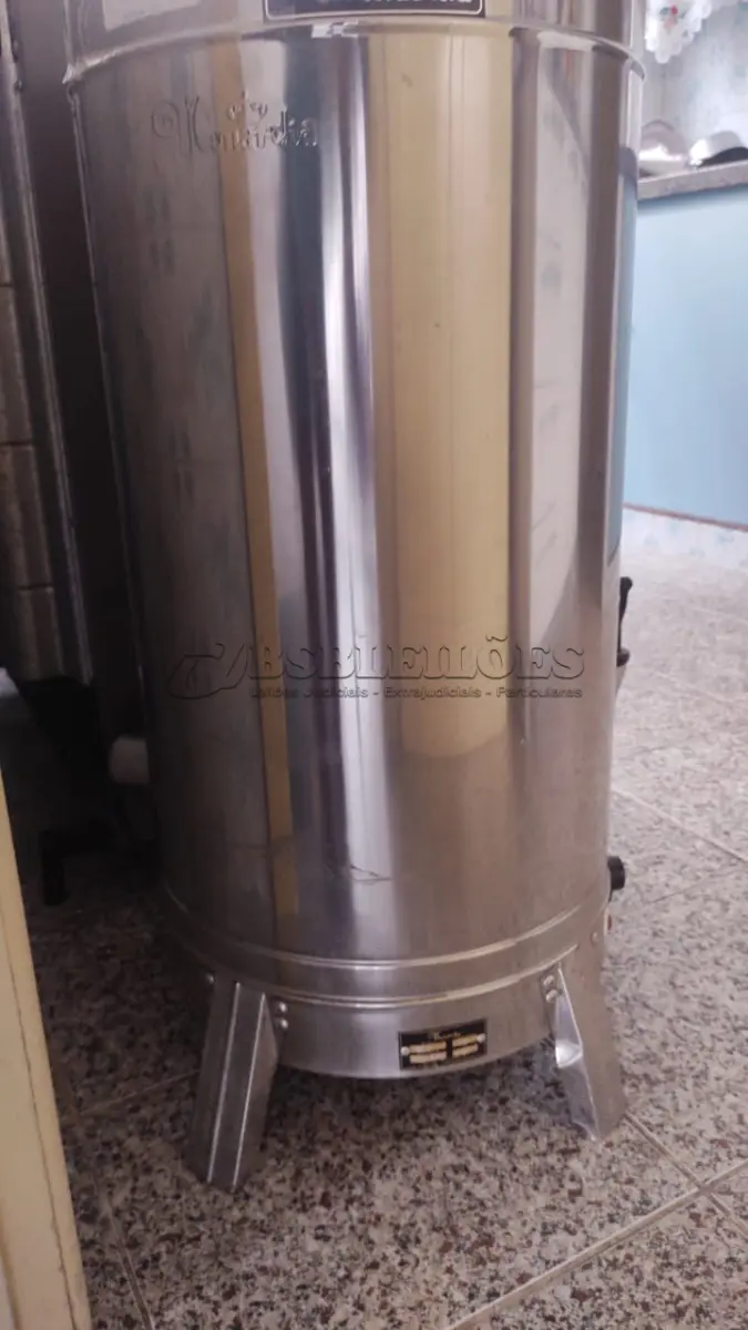 LOTE 424 - CAFETEIRA  EM INOX (NO ESTADO)