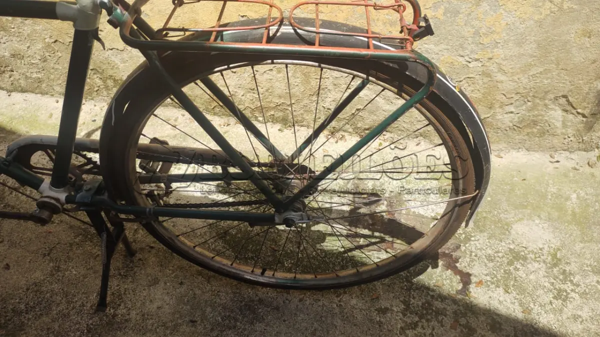 LOTE 251 - BICICLETA ANTIGA CALOI GARICKE (NO ESTADO)