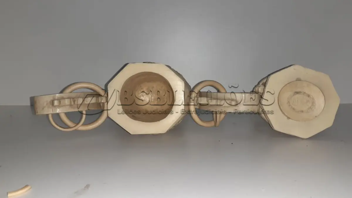 LOTE 261 - ARTE ORIENTAL - ESCULTURA DRAGÃO FEITO EM OSSO  PEÇA MUITO RARA DE ANOS 50, 30 CM ALTURA 30 DE COMPRIMENTO (NO ESTADO)