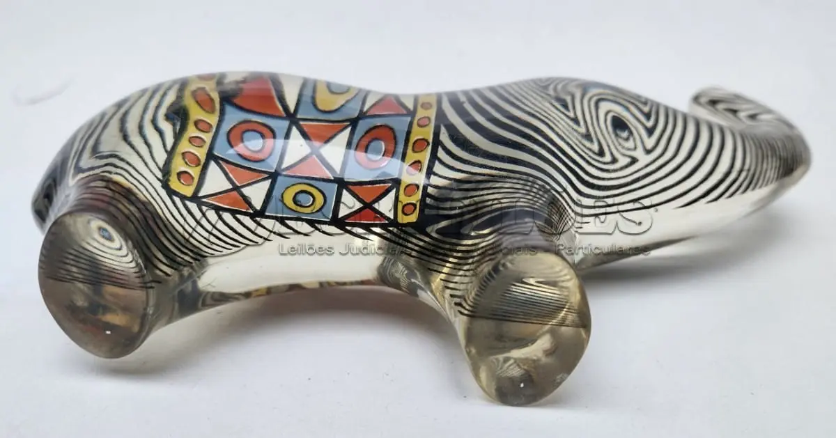LOTE 313 - COLEÇAO  ABRAHAM PALATNIK TAMANHO 16 CMS COMP. X 8 CMS ALT. X 4 CMS LARG. (NO ESTADO)