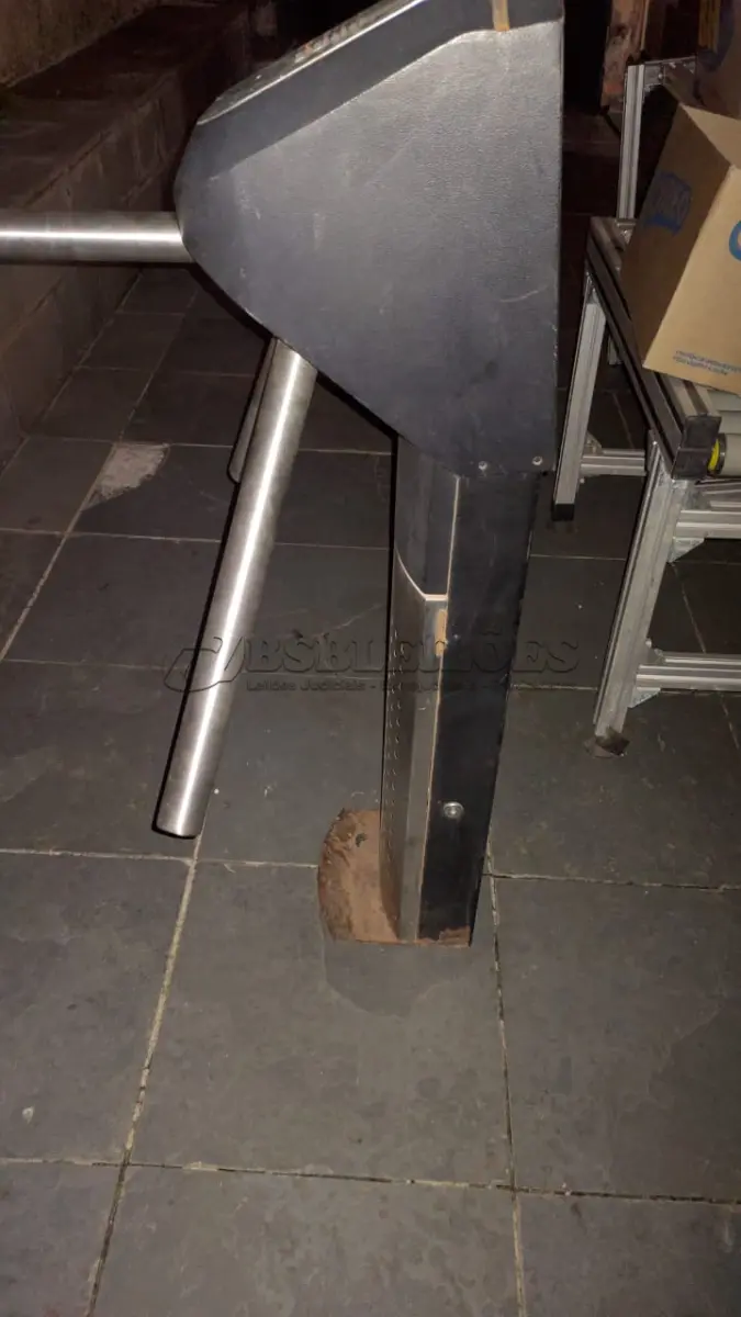 LOTE 406 - CATRACA MARCA HENRY SEM TESTES DE FUNCIONAMENTO (NO ESTADO)