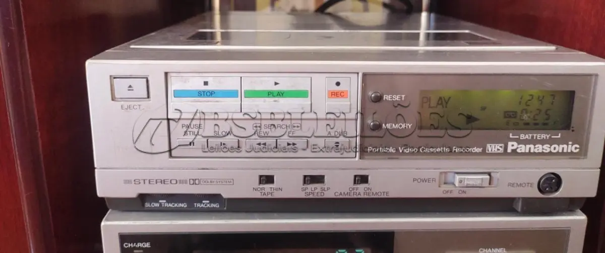 LOTE 344 - VÍDEO CASSETE PANASONIC PV-8.000  STEREO  FUNCIONANDO PERFEITAMENTE (NO ESTADO)