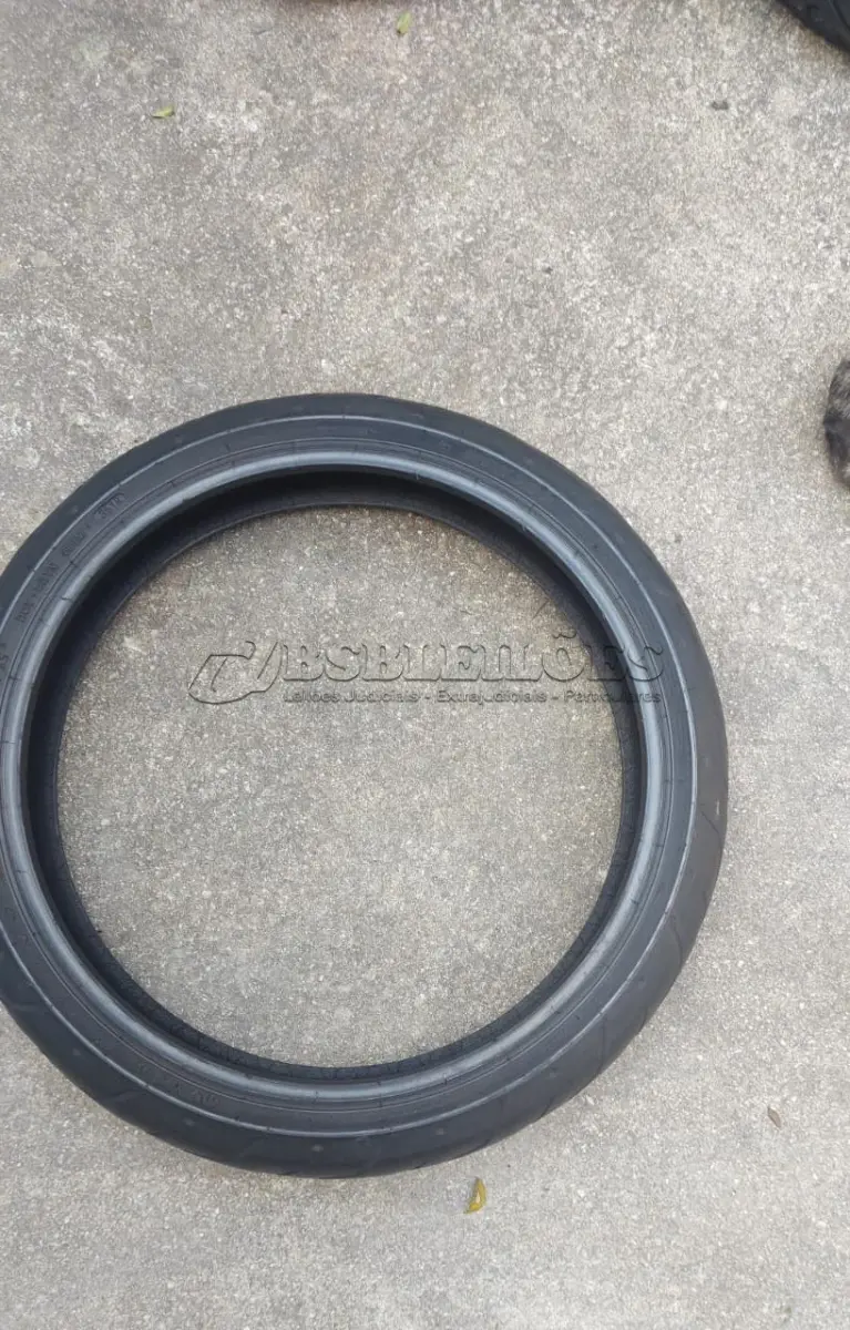 LOTE 365 - PNEU DE MOTO RALLY DAYSON 130/60B19 DUNLOP (NO ESTADO)