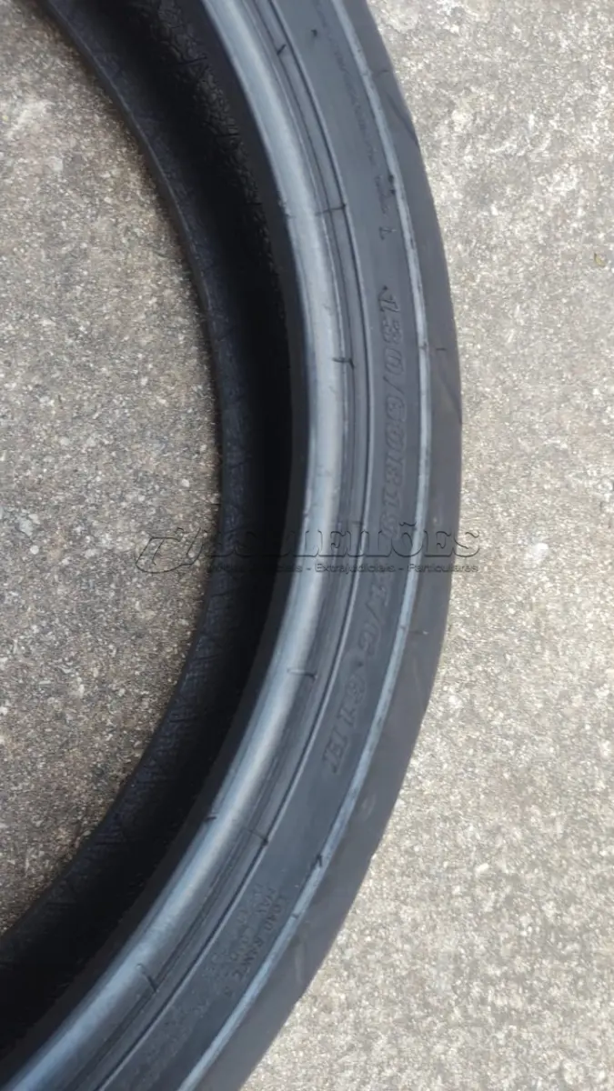 LOTE 365 - PNEU DE MOTO RALLY DAYSON 130/60B19 DUNLOP (NO ESTADO)