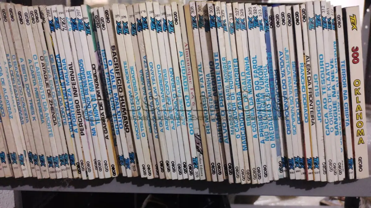 LOTE 584 - LOTE GIBIS ANTIGOS TEX EDITORA GLOBO COM 150 GIBIS (NO ESTADO)