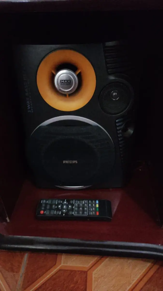LOTE 442 - SOM PHILIPS (NO ESTADO)