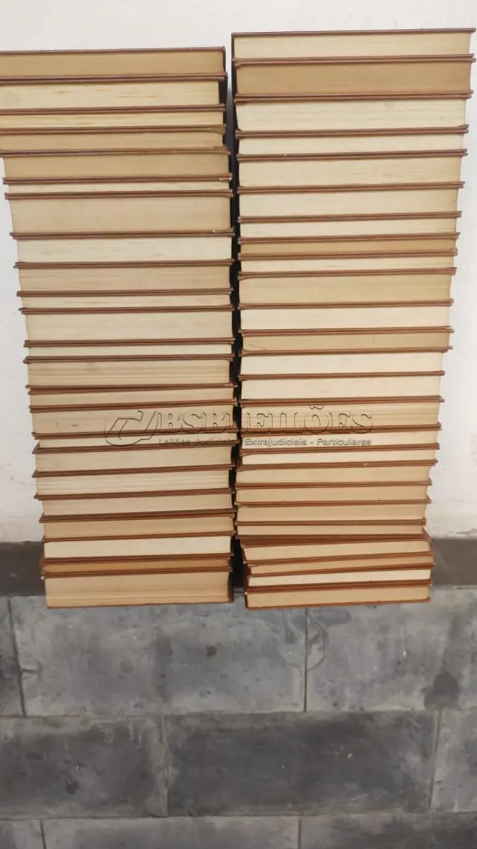 LOTE 644 - COLEÇÃO LIVROS GREAT BOOKS OF THE WESTERN WORLD   48 VOLUMES (NO ESTADO)